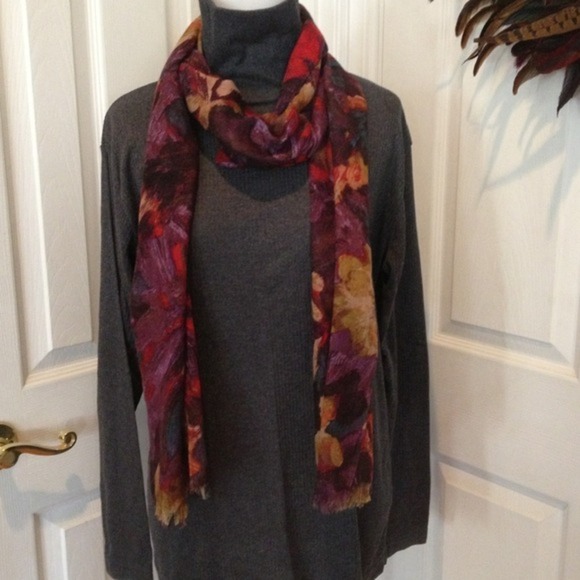 Gray turtleneck - Picture 1 of 4